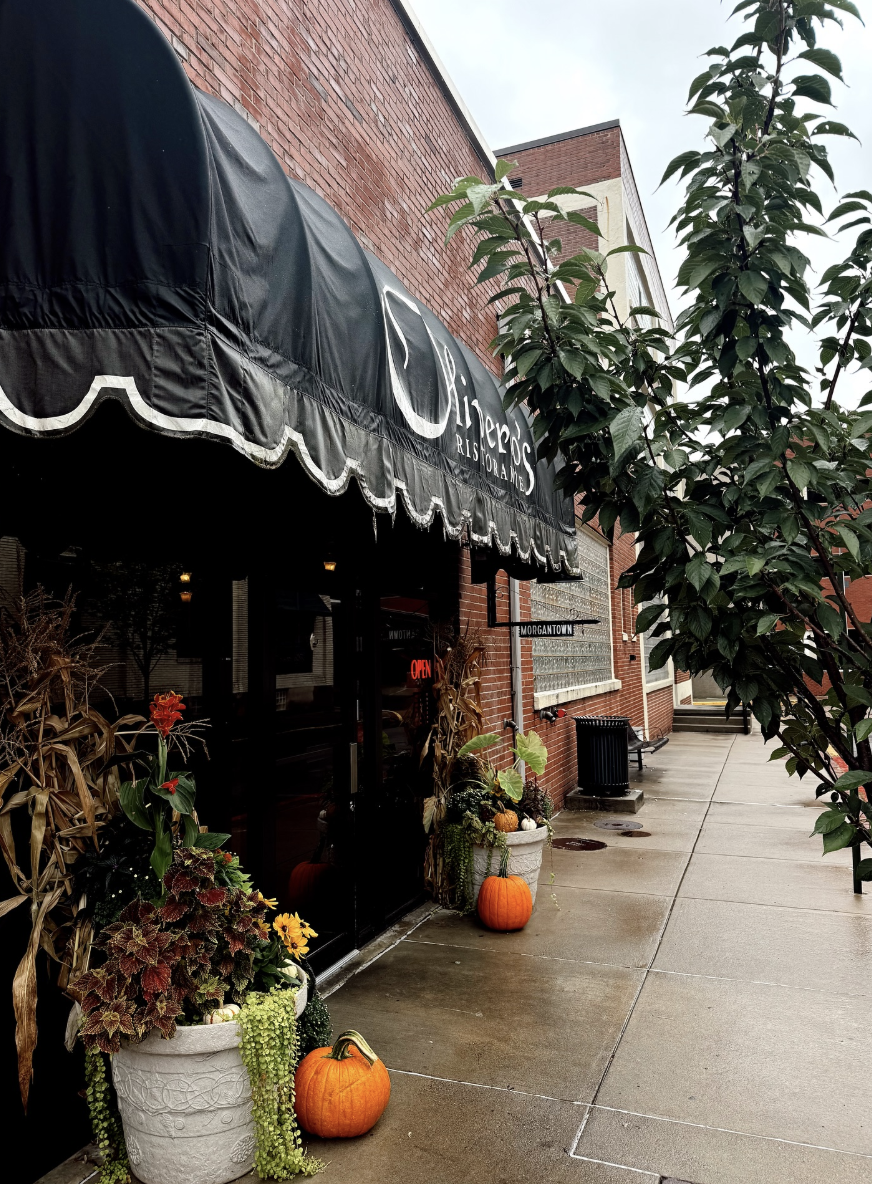 Oliverio's On The Wharf venue